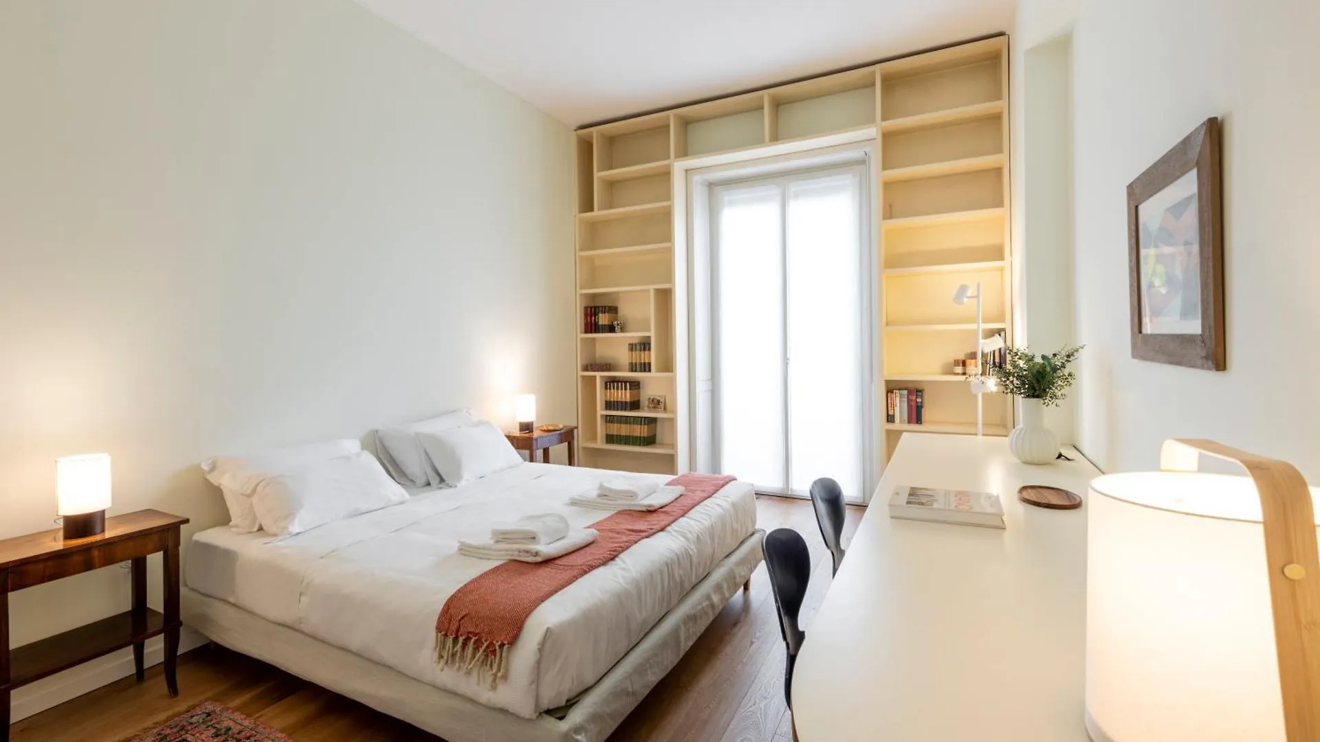아파트 110Mq Santa Sofia Apartment, In The Center Of Milan, 10 Min Walk From Duomo