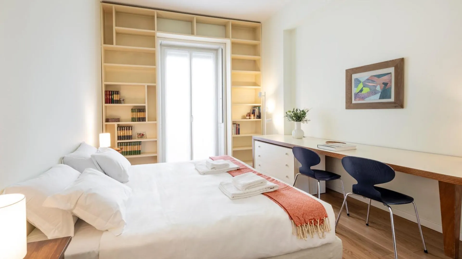 110Mq Santa Sofia Apartment, In The Center Of Milan, 10 Min Walk From Duomo Milan